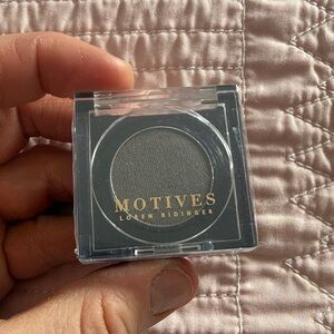 Motives brown Eyeshadow studded color